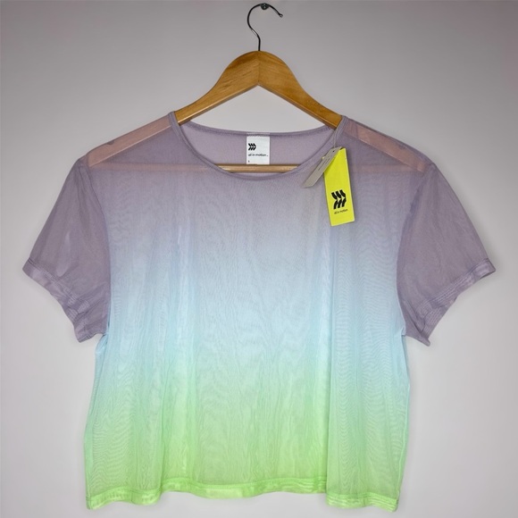New All In Motion Woman’s Small Gradient Mesh Boxy Crop Top - Picture 10 of 10